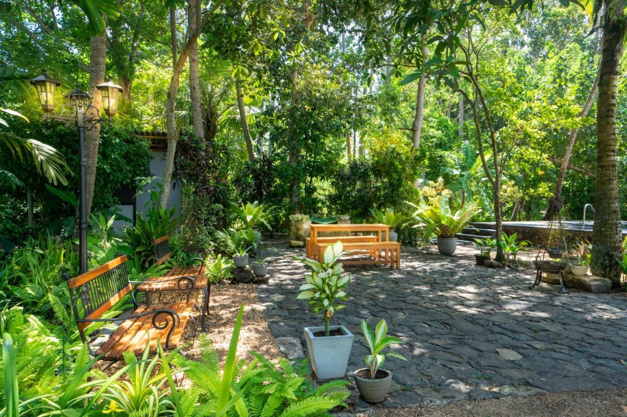 5Br Luxury Villa With Pool The Blues Mihiripenne Buitenkant foto